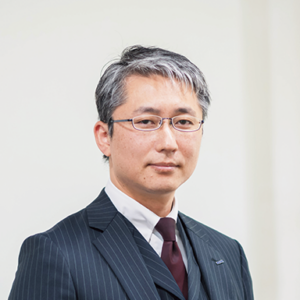 前納 一希
